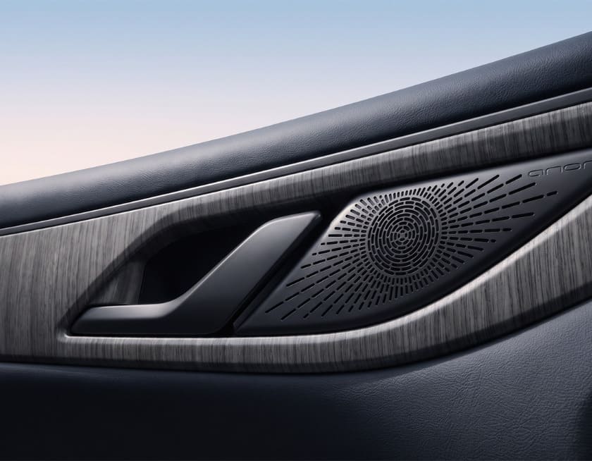 21-Speaker Peak Power Cinema-level Audio